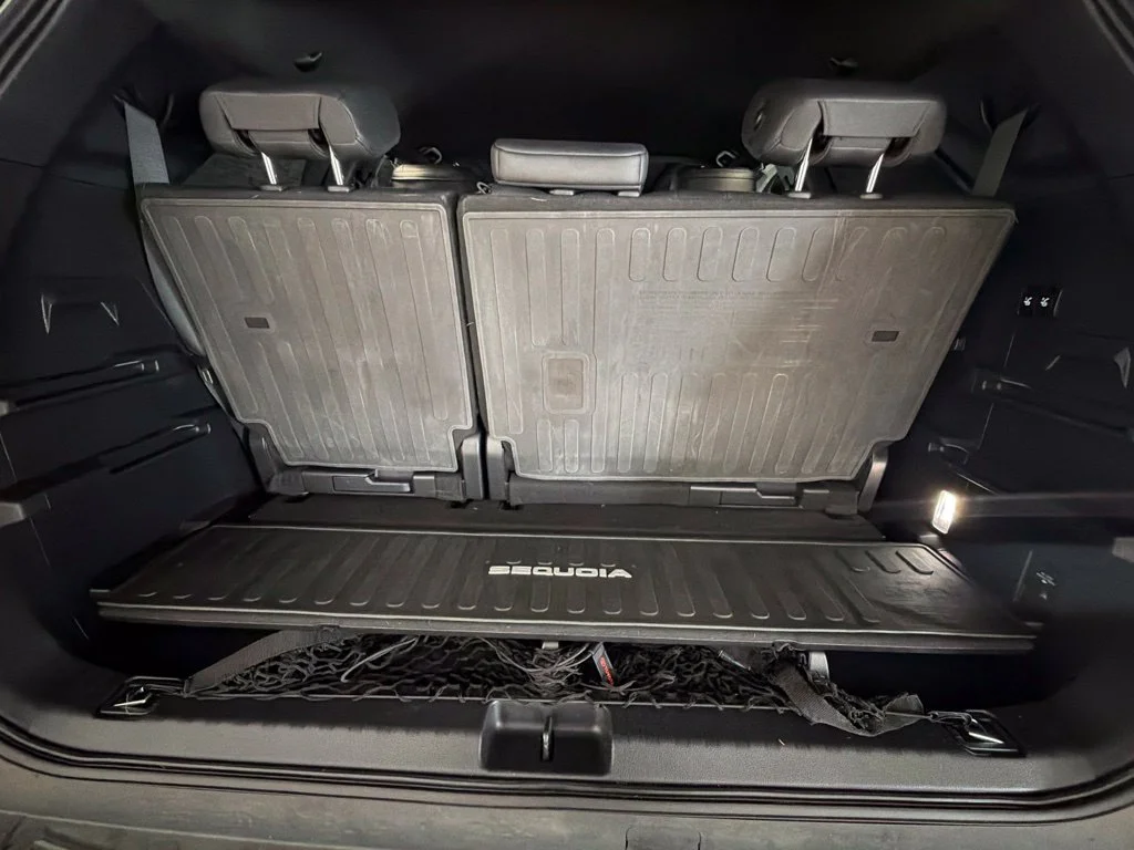 Used 2026 Wind Chill Pearl Toyota Platinum image 18