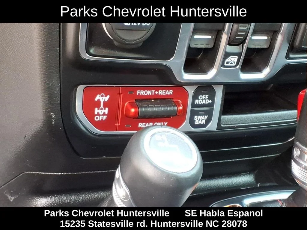 Certified Used 2022 White Jeep Rubicon image 11
