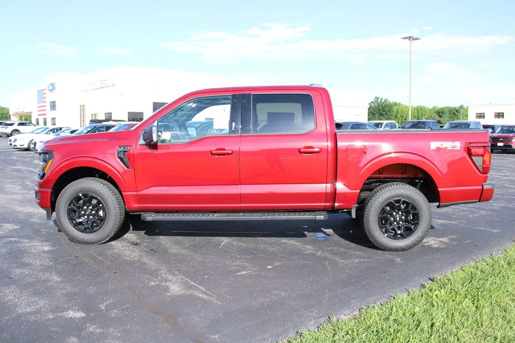 New 2026 Ruby Red Metallic Tinted Clearcoat Ford XLT image 4