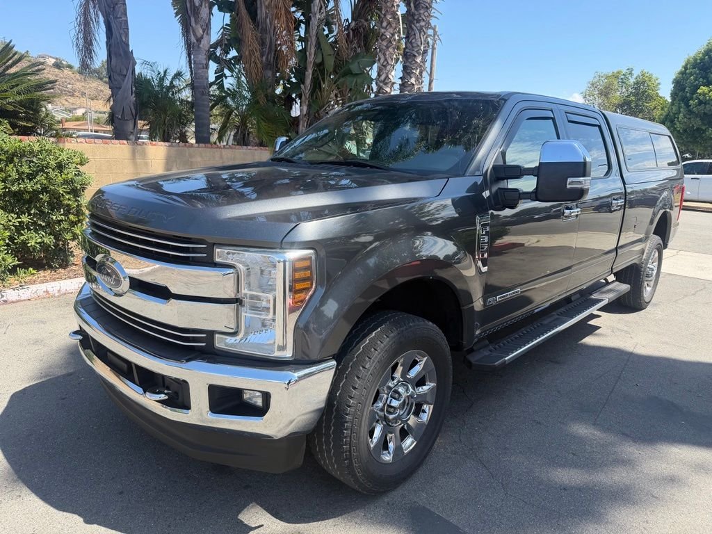 Used 2018 Gray Ford Lariat image 5