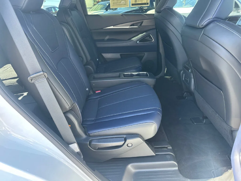 Certified Used 2026 White INFINITI SPORT image 13