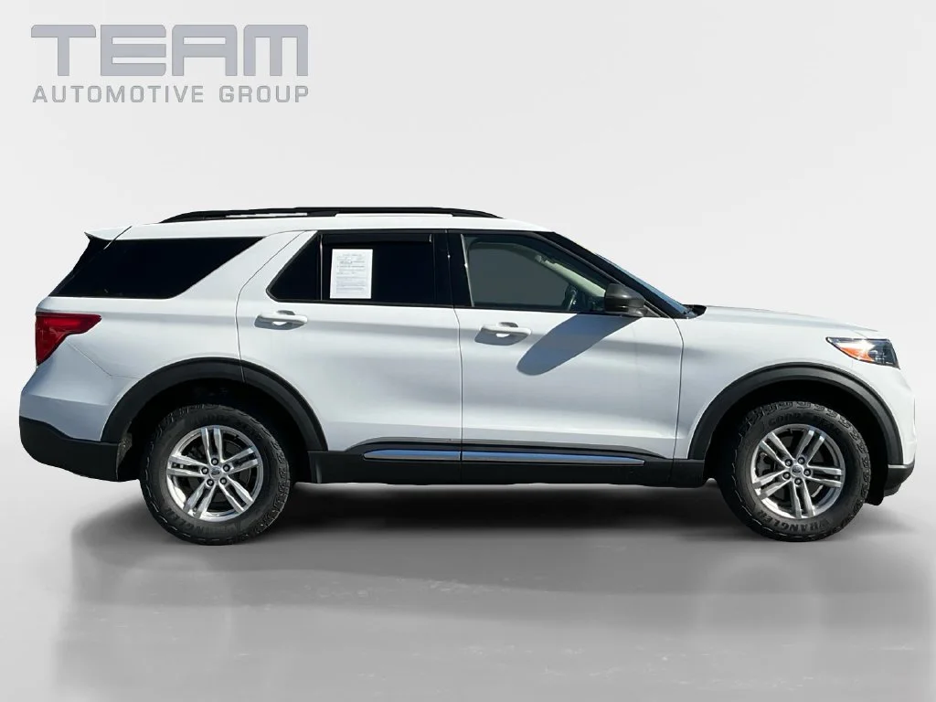 Used 2023 White Ford XLT image 8