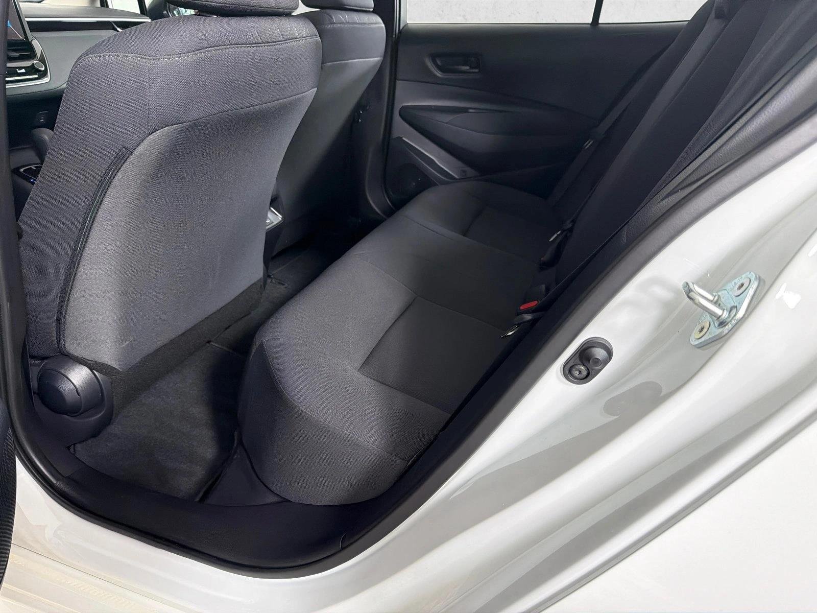 Used 2025 Ice Cap Toyota LE image 16