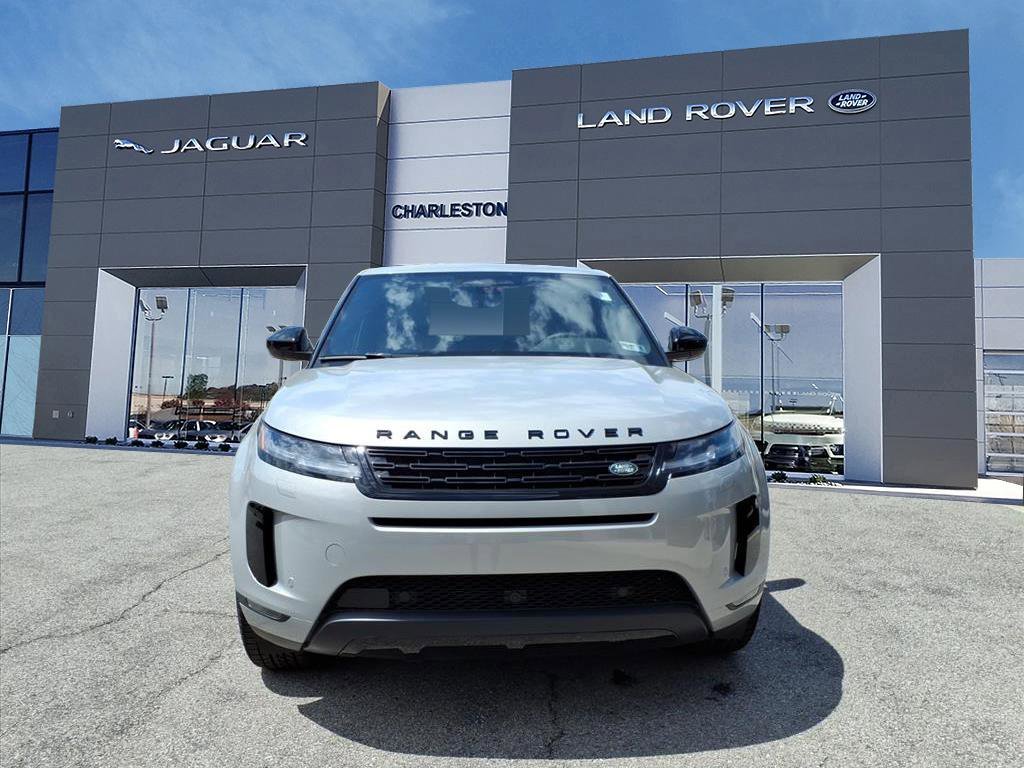 New 2026 Seoul Pearl Silver Metallic Land Rover Core S image 8
