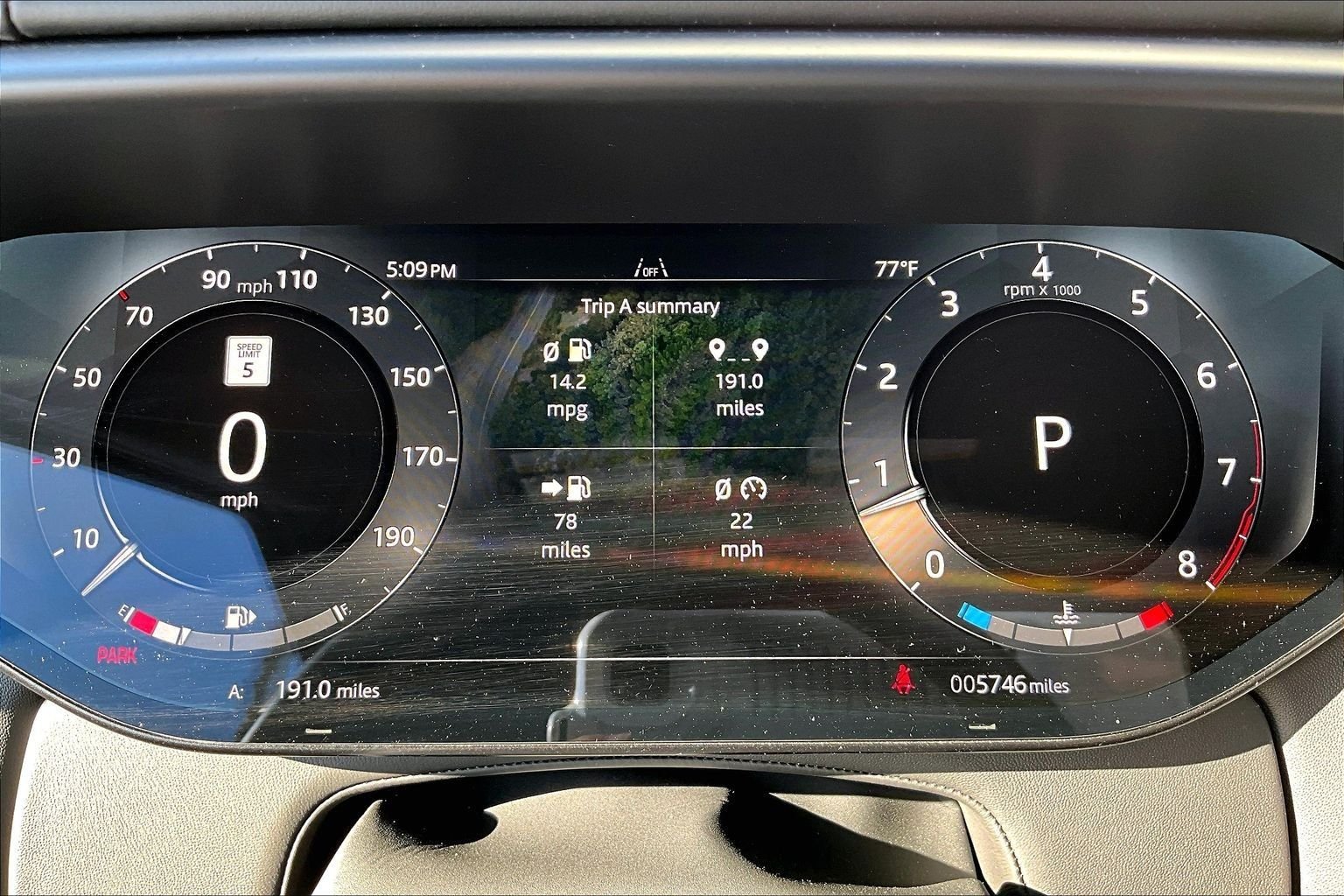 Used 2025 Brown Land Rover SV Edition Two image 20