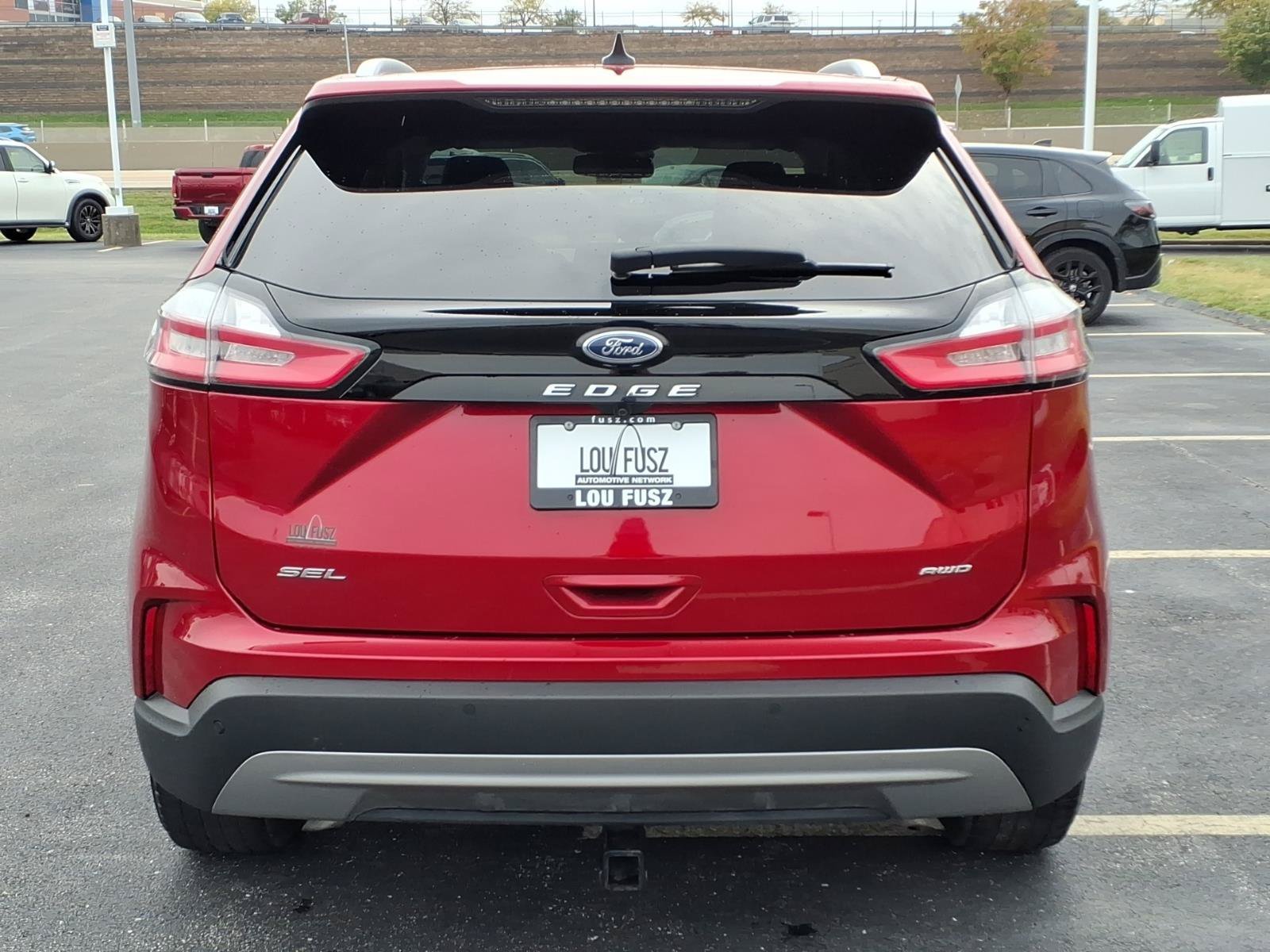 Used 2023  Ford SEL image 29