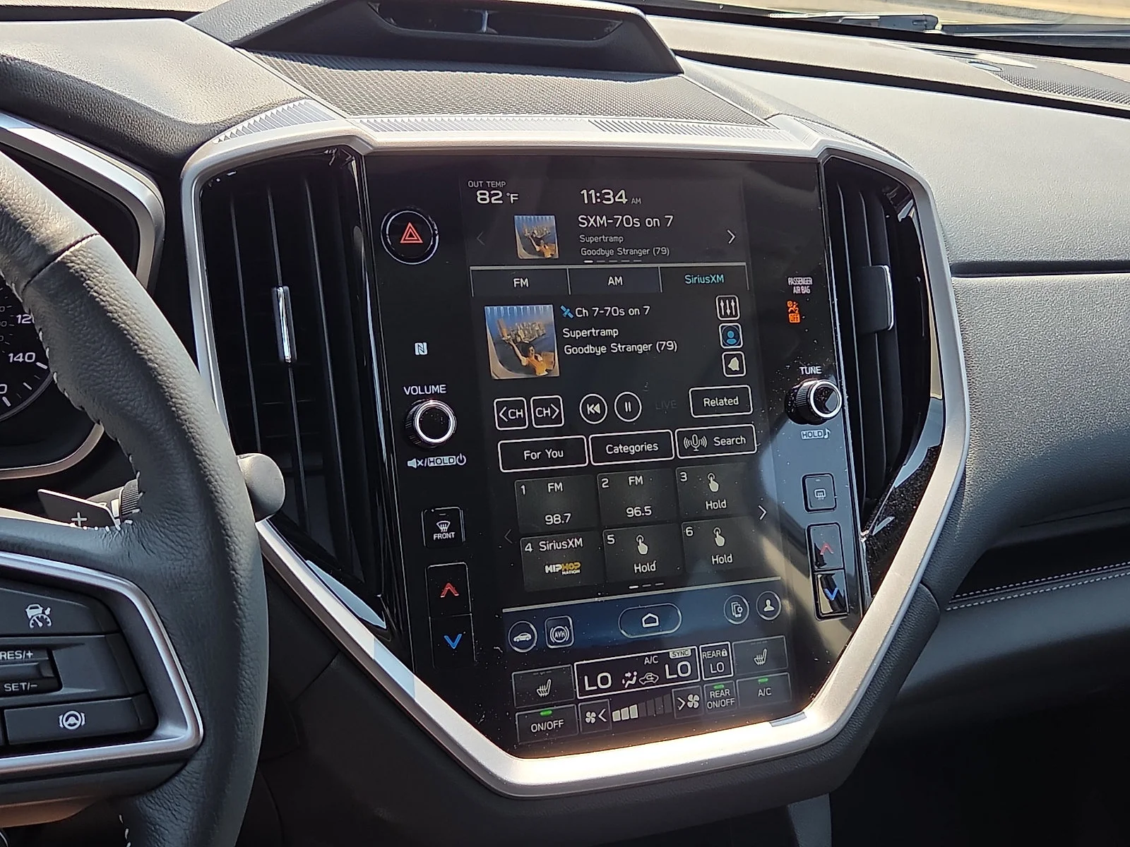 2025 Subaru Ascent Limited - Photo 18