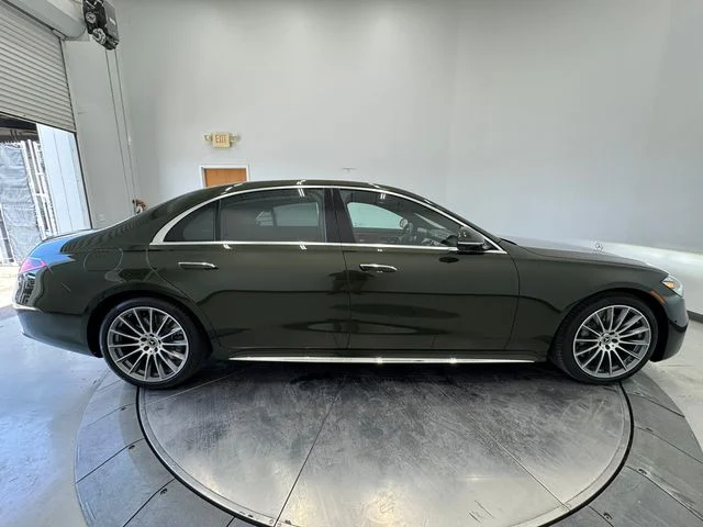 Used 2026 MANUFAKTUR Olive Metallic Mercedes-Benz S 580 image 14