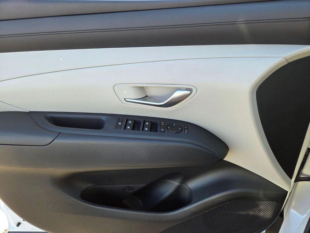 New 2026 White Hyundai SEL image 10