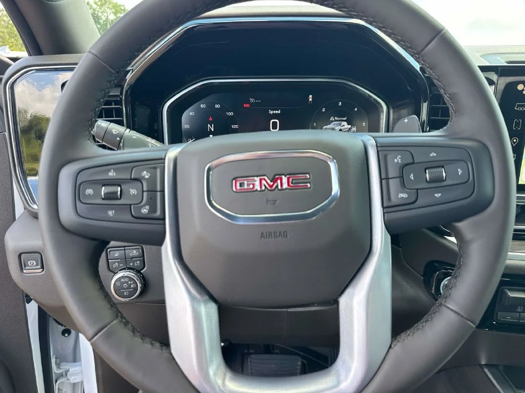 2026 GMC Sierra 1500 SLT - Photo 35