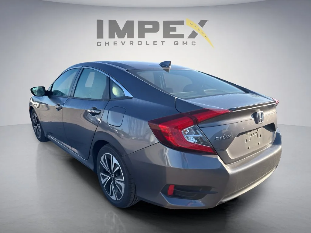 Used 2018  Honda EX-L image 3