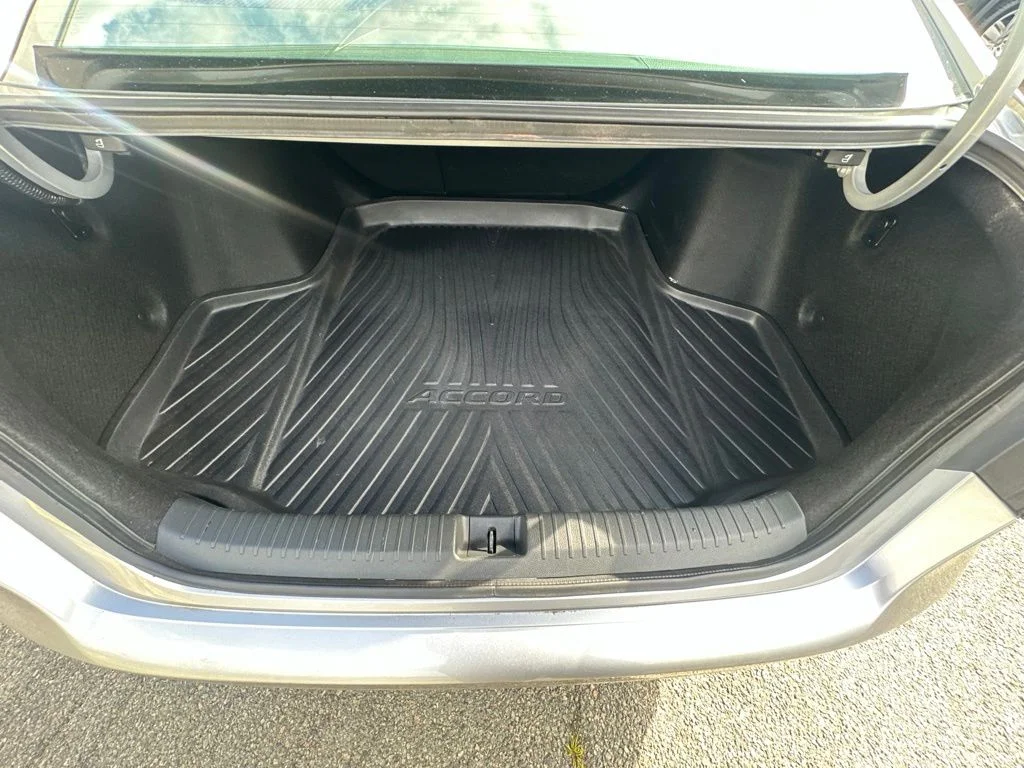 Used 2024  Honda EX image 28