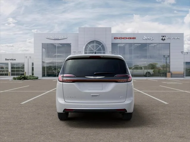 New 2026 Bright White Clear-Coat Exterior Paint Chrysler Select image 34