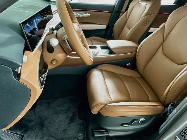 New 2027 Genesis GV70 2.5T Advanced