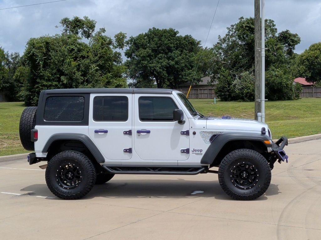Used 2020 White Jeep Unlimited Sport S image 10