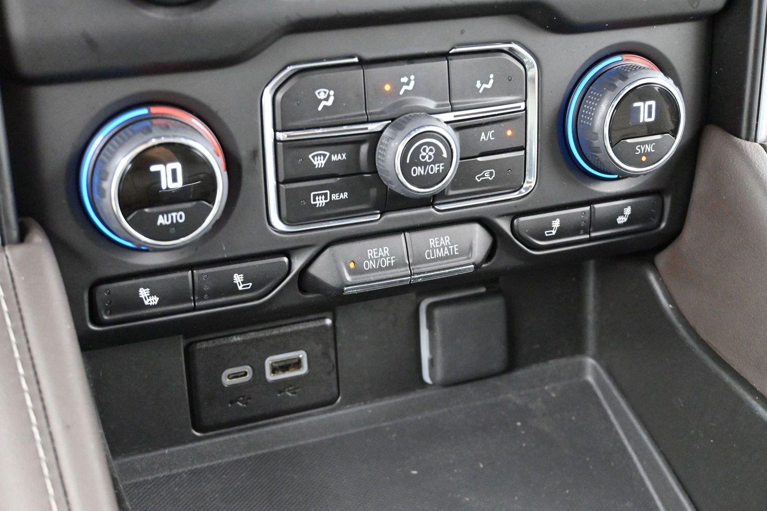 Used 2024 Summit White Chevrolet LT image 22