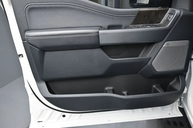 Used 2024 White Ford Lariat image 21