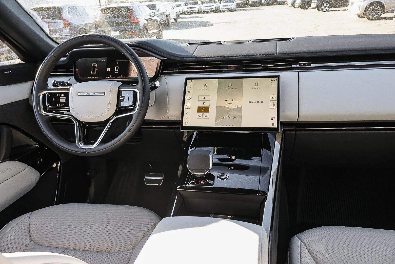 New 2026 Borasco Grey Land Rover SE image 22