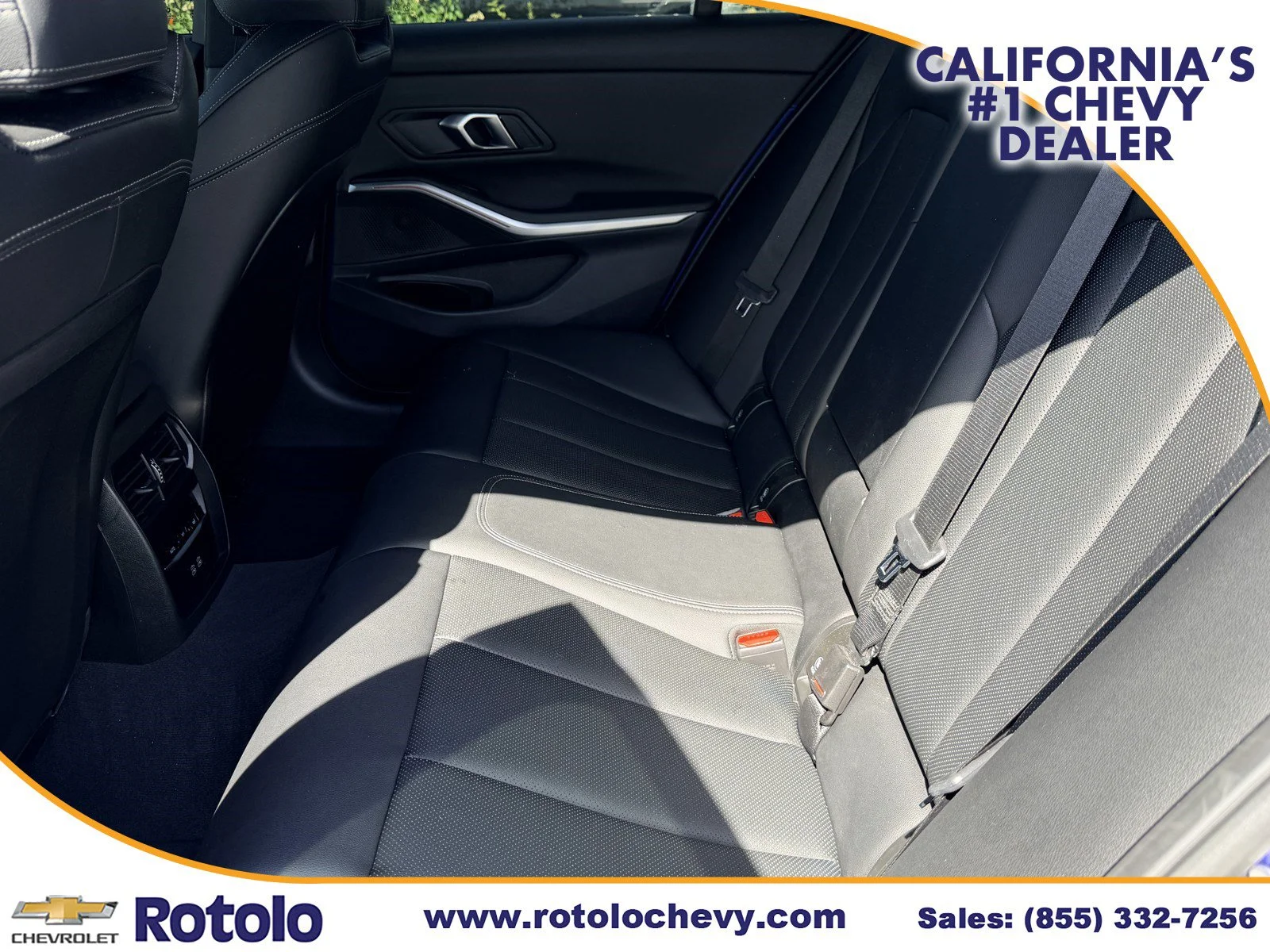 Used 2025 Portimao Blue Met BMW M340i image 13