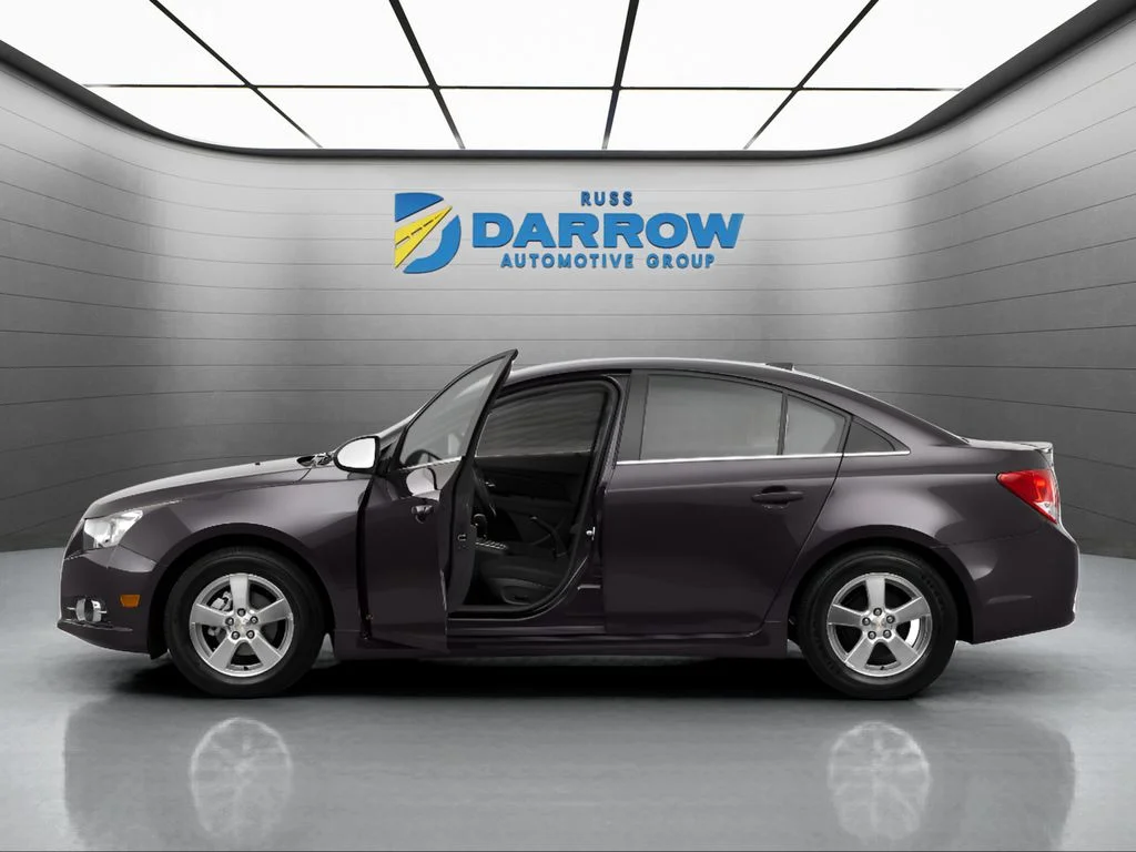 Used 2014 Gray Chevrolet 1LT image 2
