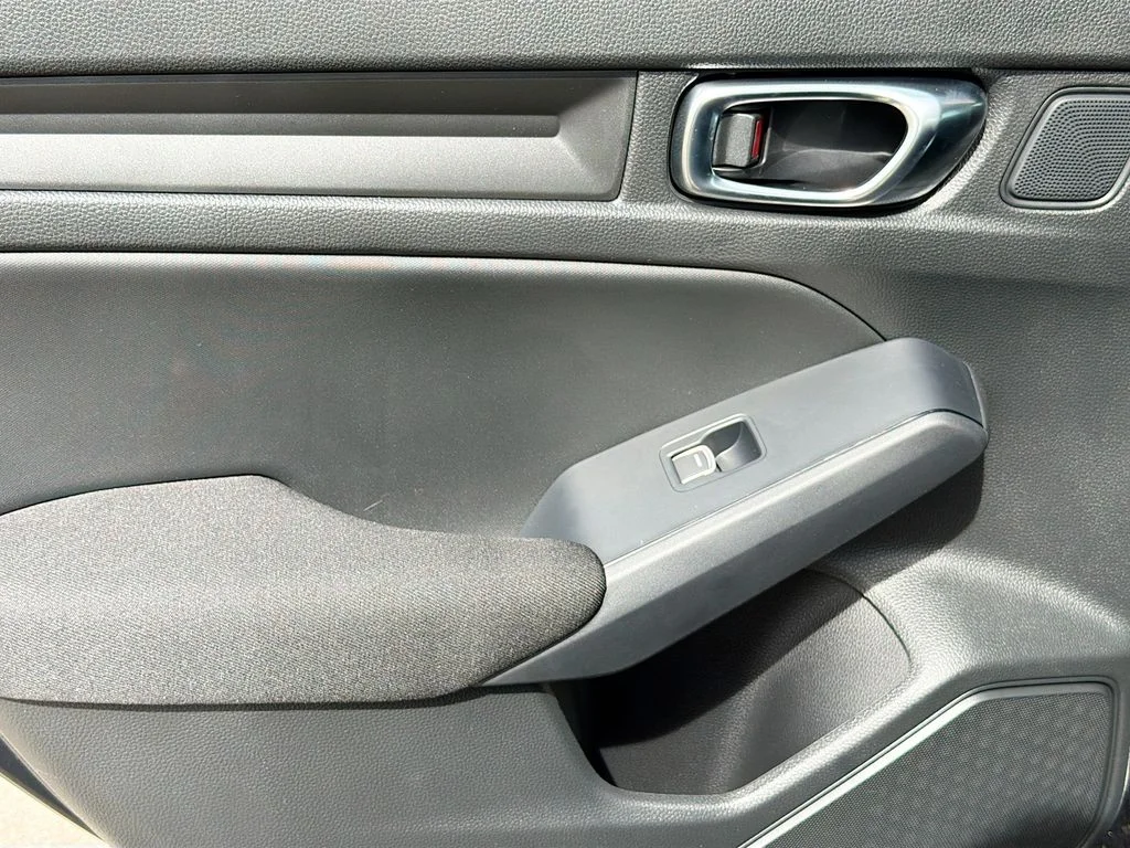 New 2026 Meteorite Gray Metallic Honda LX image 9