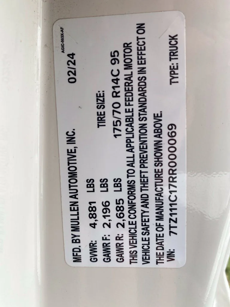 Used 2024 White MULLEN  image 30