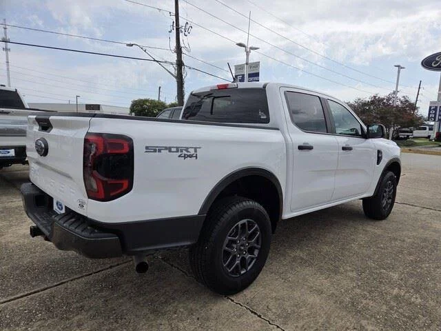 Used 2024 Oxford White Ford XLT image 5