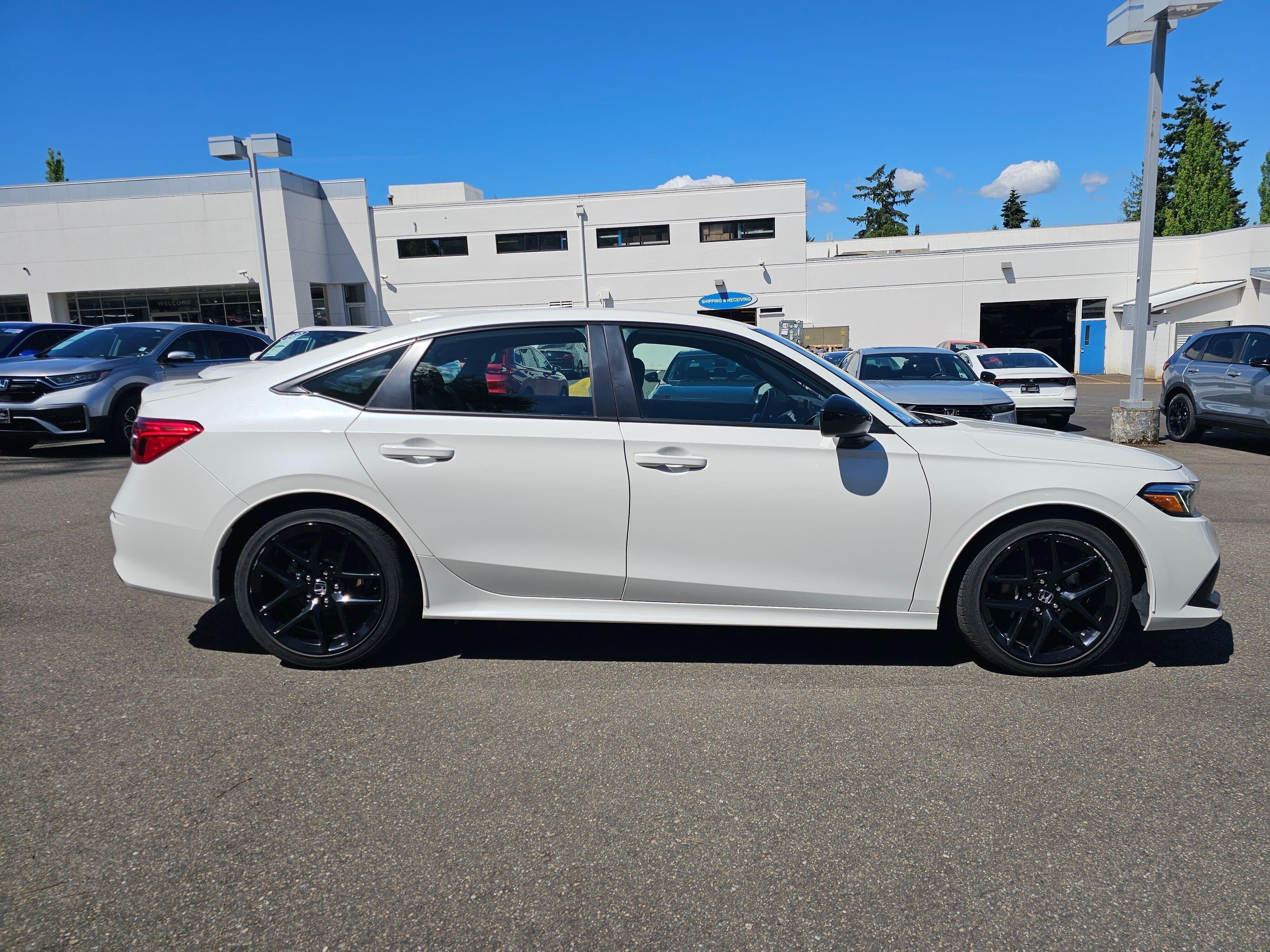 Used 2023 Platinum White Pearl Honda Sport image 8