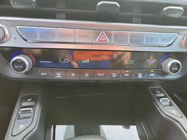 Used 2023 Black Kia EX X-Line image 19