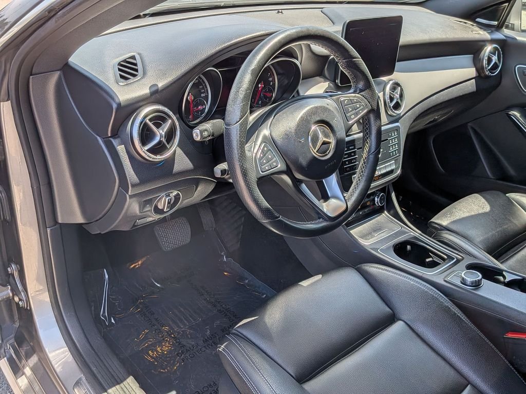 Used 2018  Mercedes-Benz CLA 250 image 8