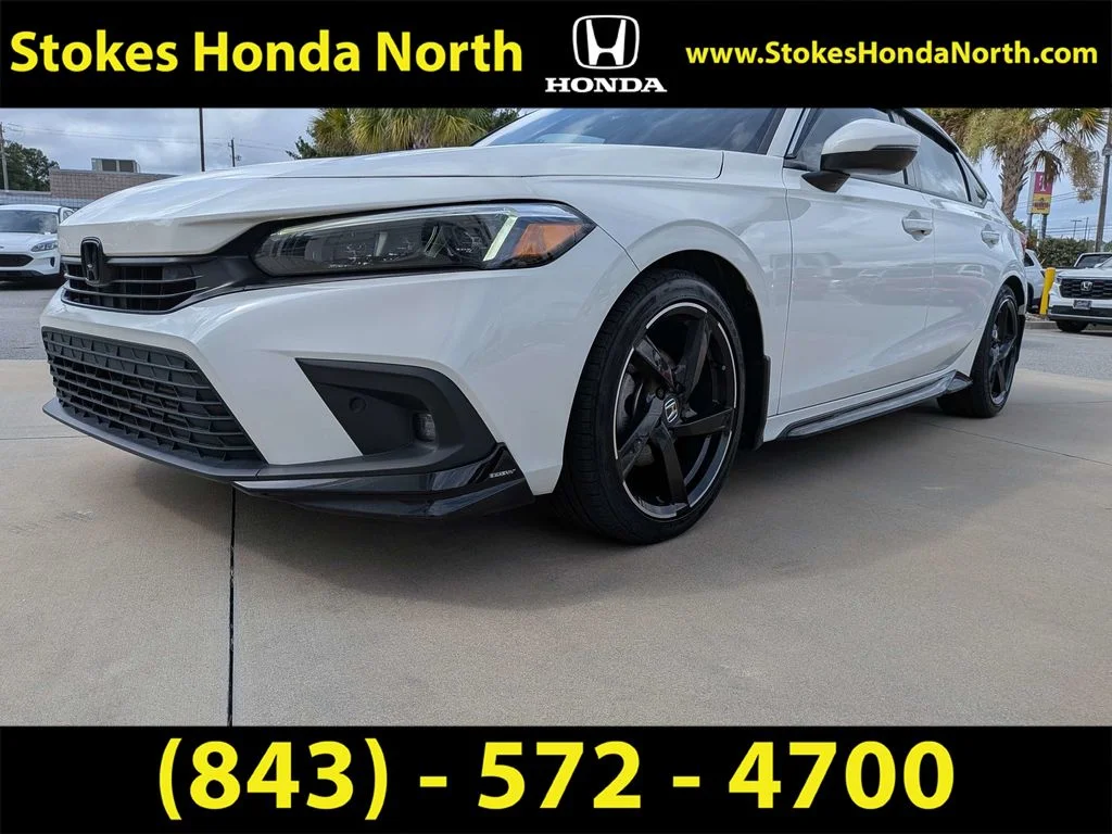 Certified Used 2024 White Honda Touring image 4