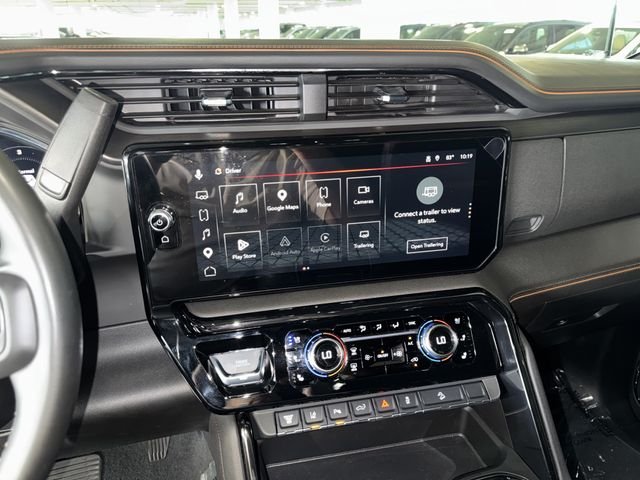 Used 2025 Summit White GMC AT4 image 27