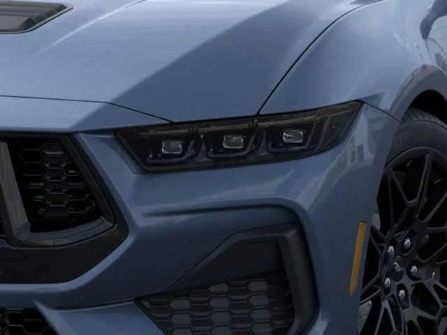 New 2026 Vapor Blue Metallic Ford GT Premium image 19