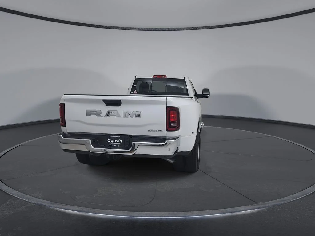 New 2026 Bright White Clear-Coat Exterior Paint RAM Tradesman image 13