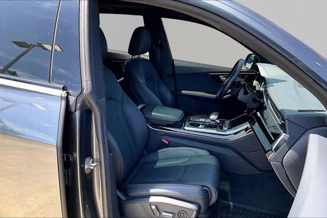 Used 2025 Gray Audi 55 Prestige image 7