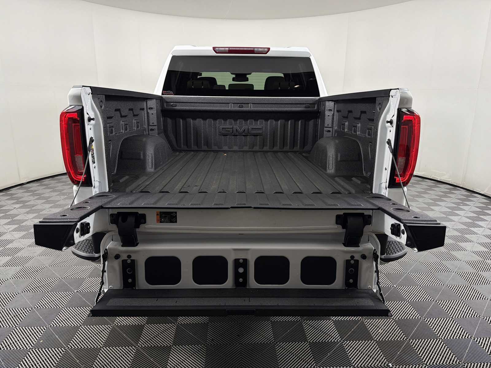 New 2026 Summit White GMC SLT image 16