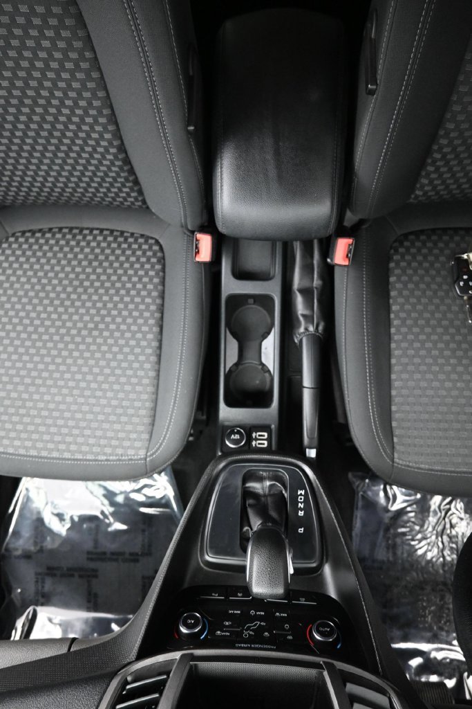 Used 2019 Shadow Black Ford XLT image 17