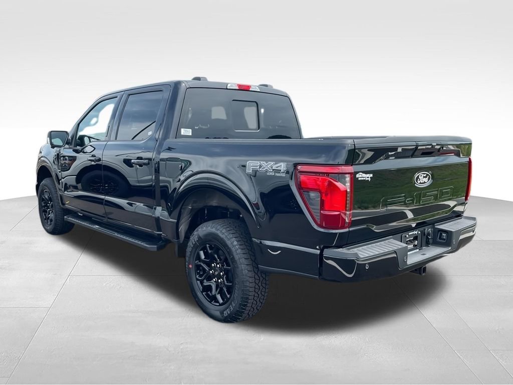 New 2026 Agate Black Metallic Ford XLT image 6