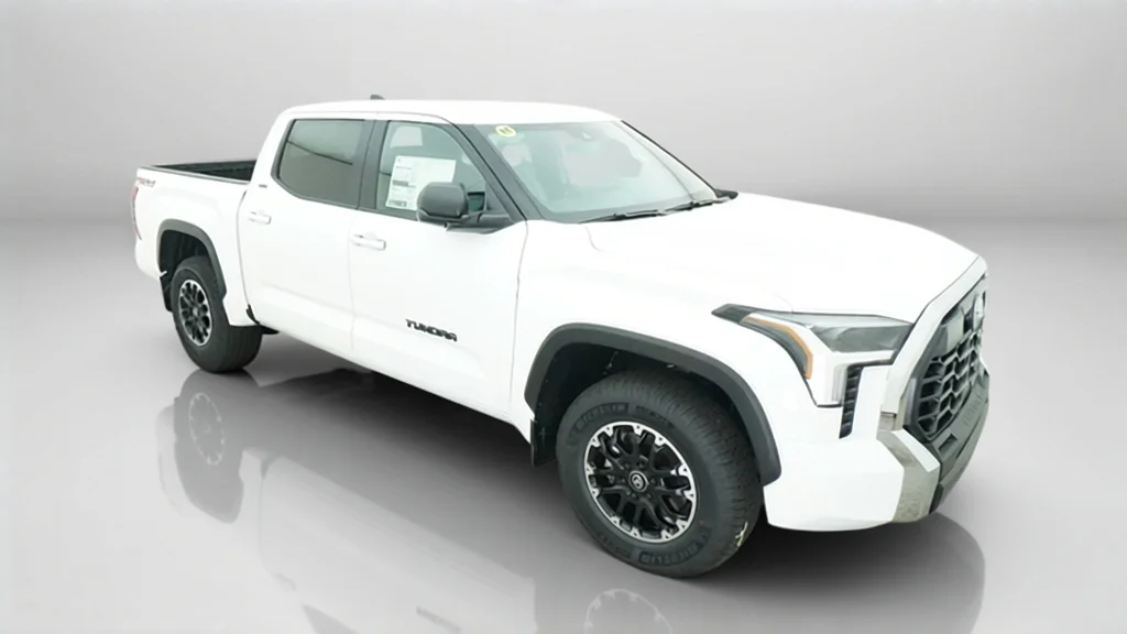 New 2026 Ice Cap Toyota SR5 image 5