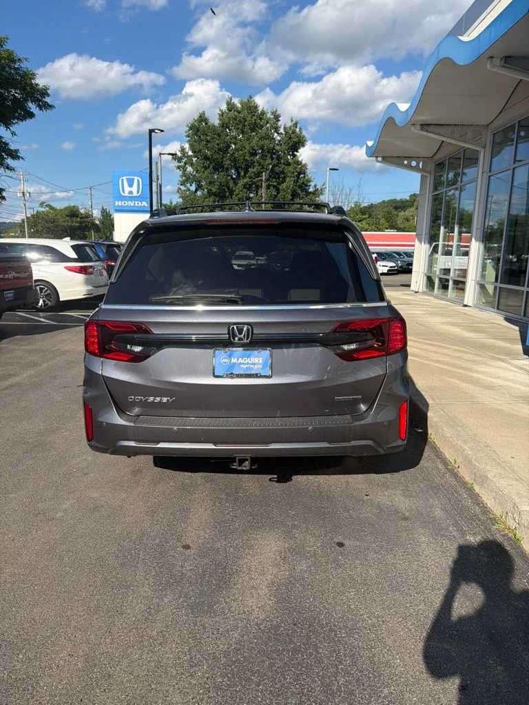 New 2026 Gray Honda Touring image 6