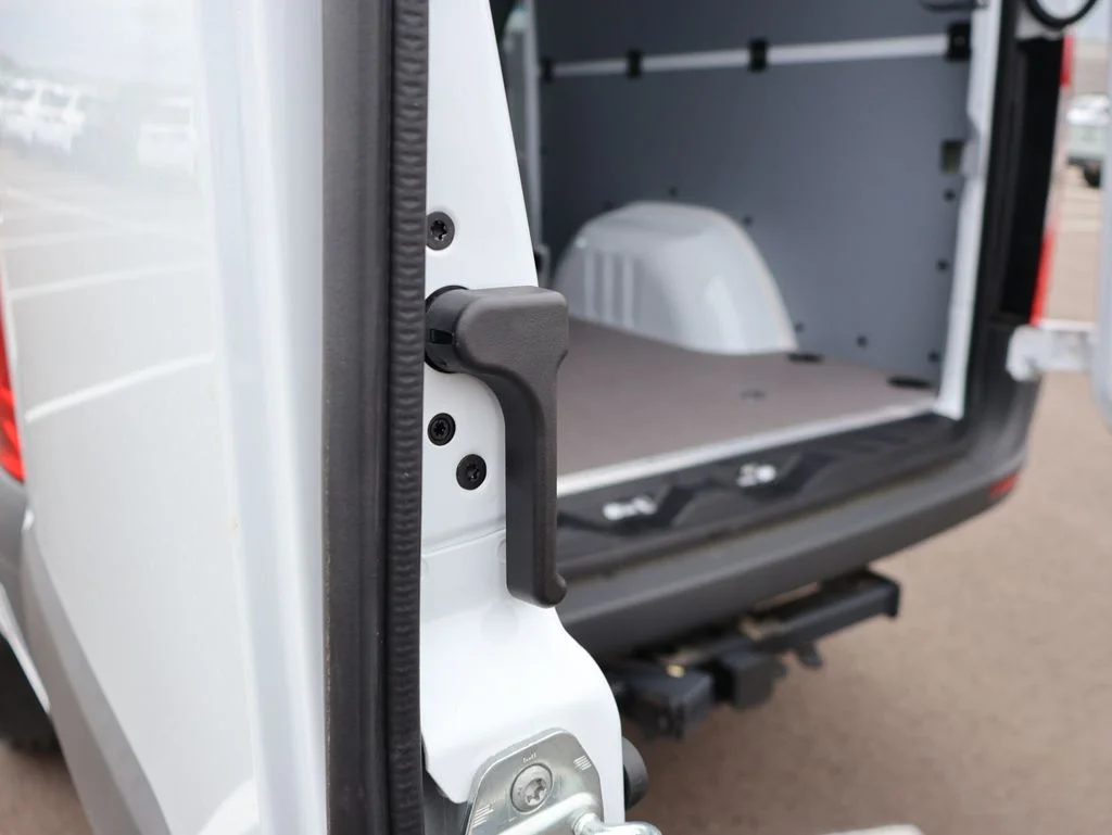 New 2026  Mercedes-Benz Cargo 144 WB image 19