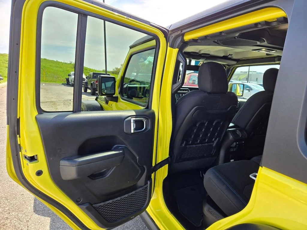 Used 2022 Yellow Jeep Unlimited Rubicon 4xe image 27
