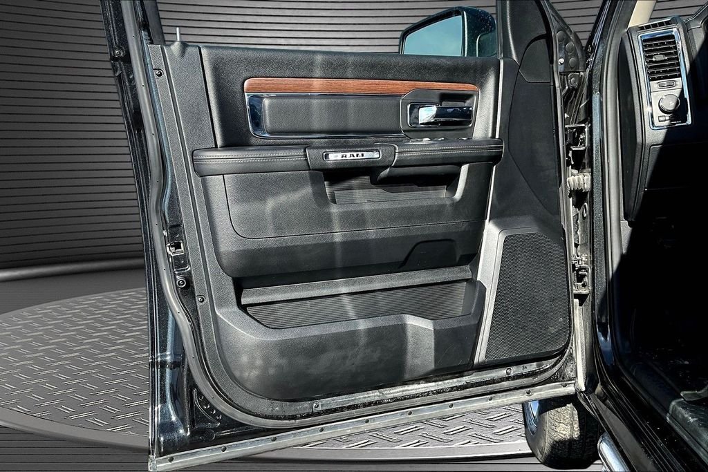 Used 2016 Black Ram Laramie image 21