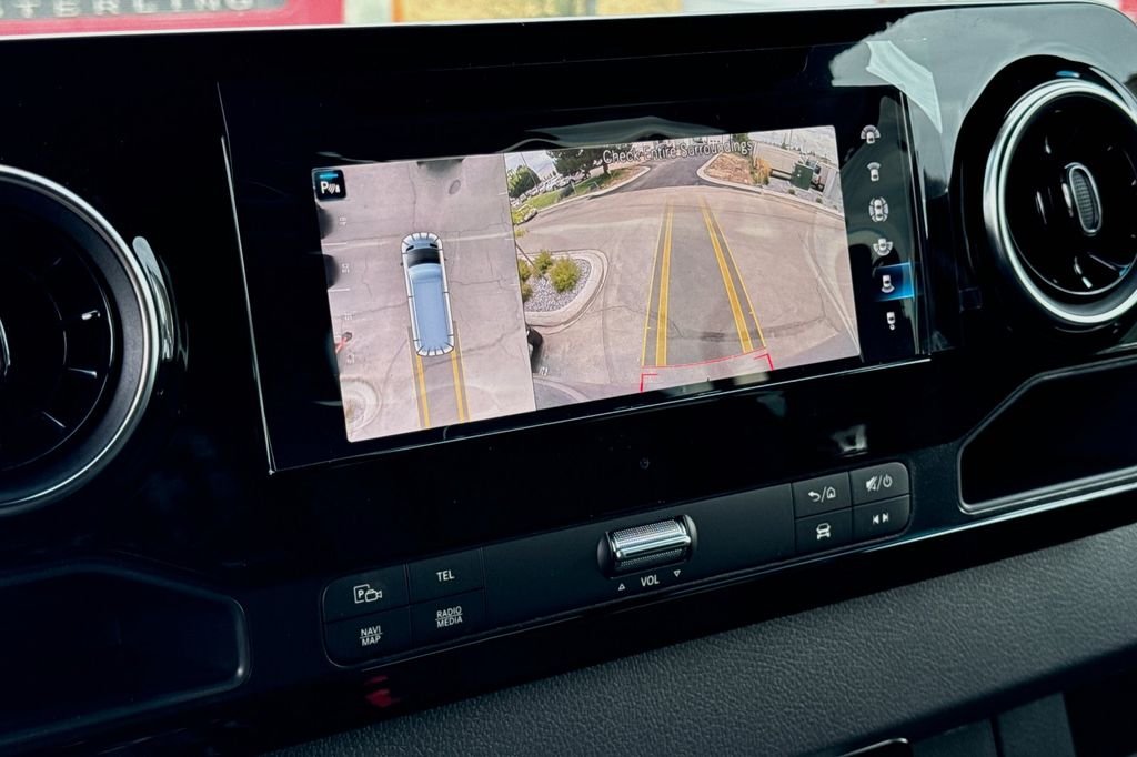 Used 2024 Gray Mercedes-Benz Cargo 170 WB image 19