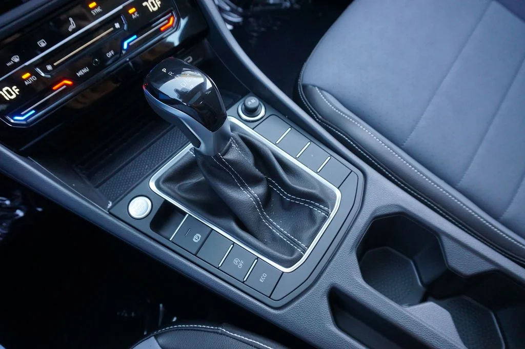 New 2026 Blue Volkswagen 1.5T SE image 15