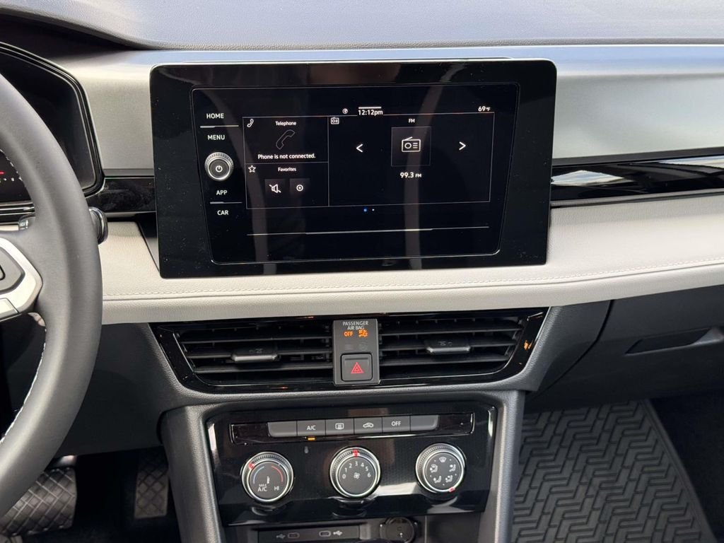 New 2026 White Volkswagen 1.5T S image 19