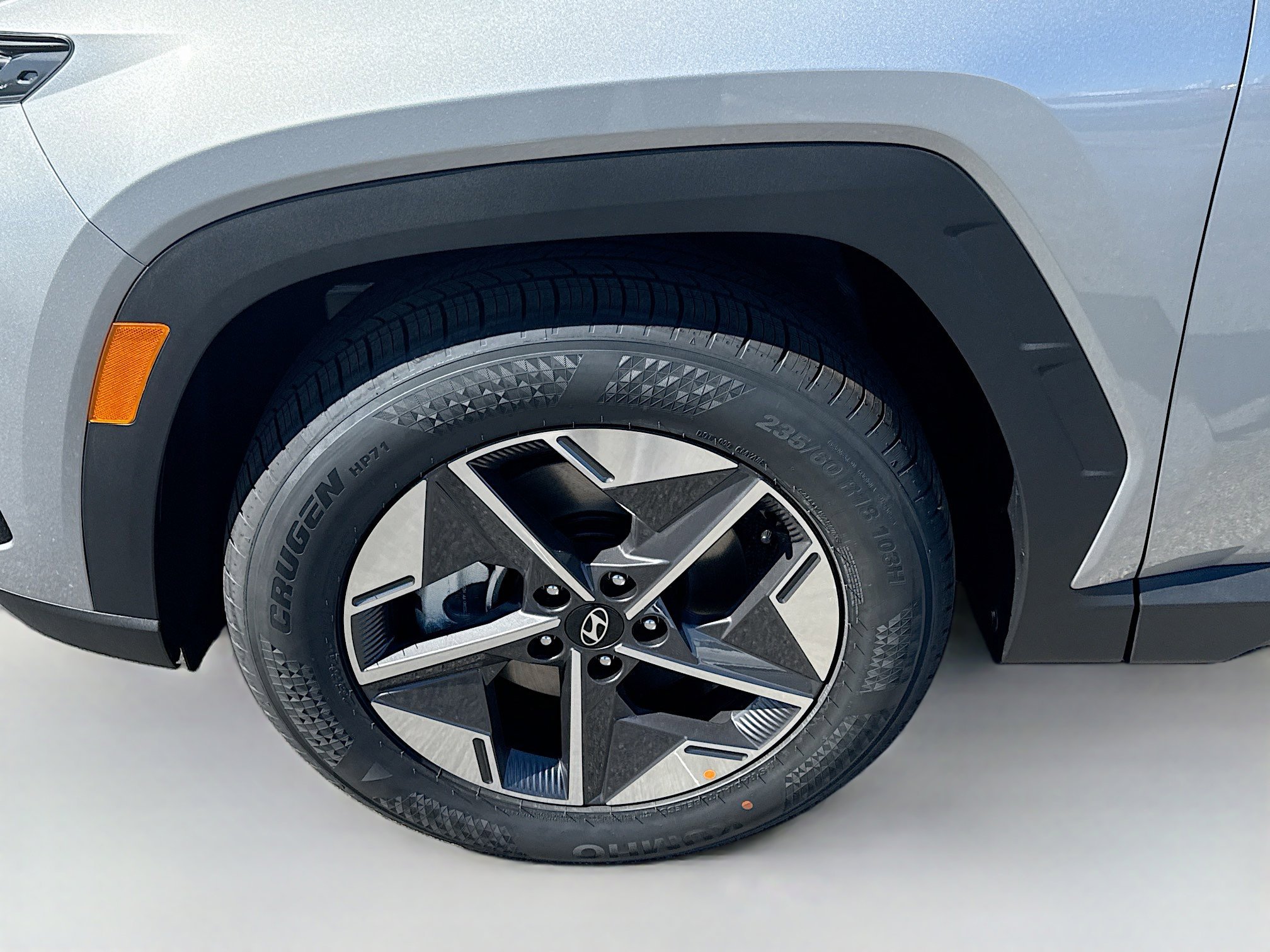 New 2026 Shimmering Silver Hyundai SEL FWD image 49