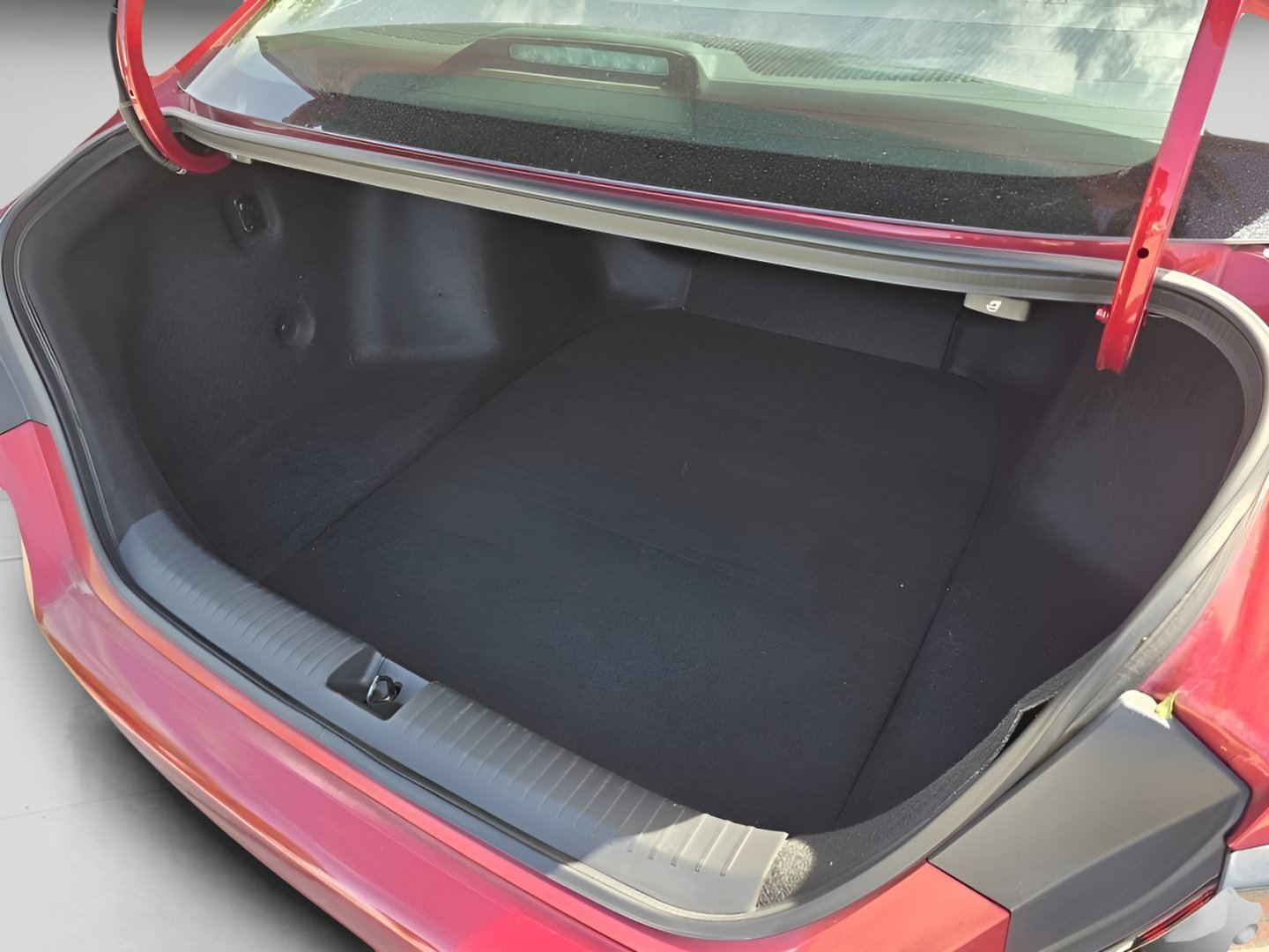 2025 Honda Accord SE - Photo 27