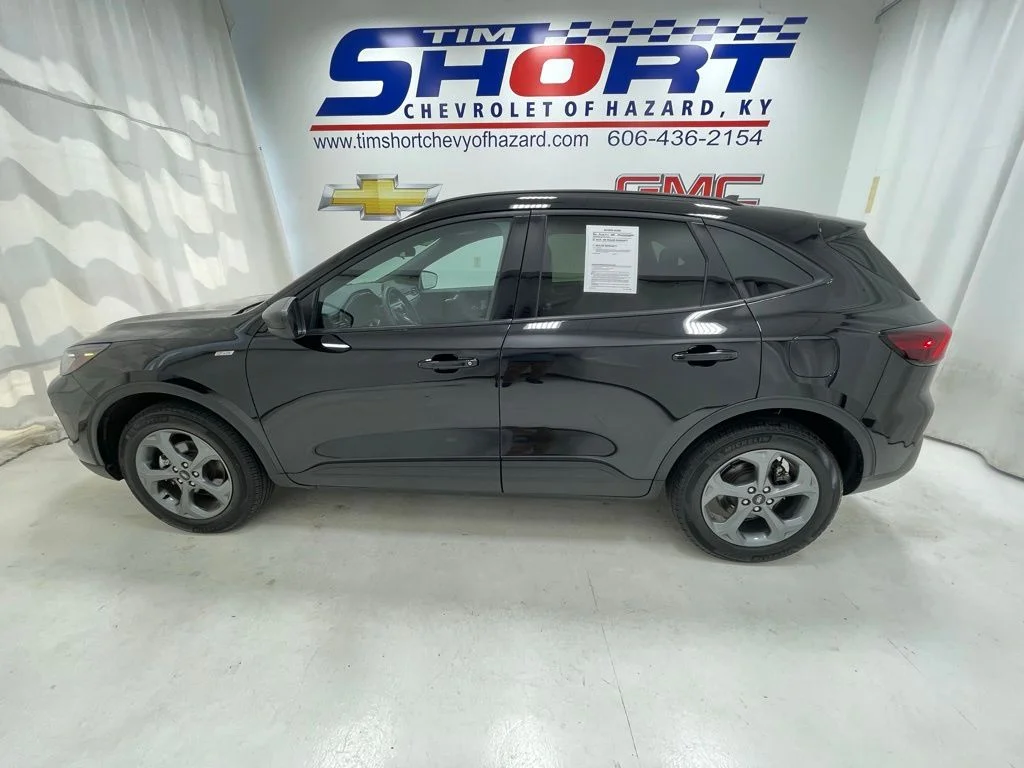 Used 2025 Black Ford ST-Line image 9