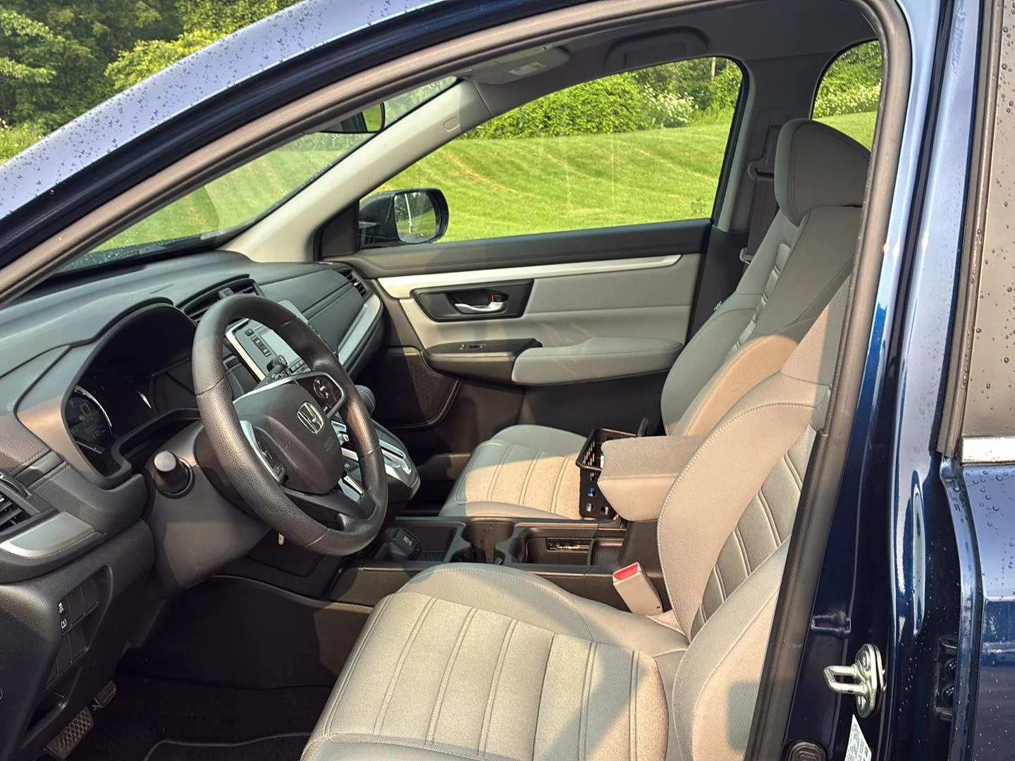 Used 2019 Obsidian Blue Pearl Honda LX image 6